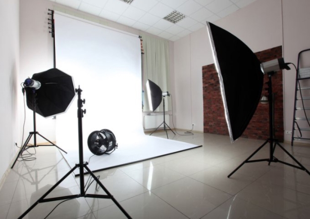 CARA MEMBUAT STUDIO FOTO SEDERHANA DI RUMAH – JSP – Jakarta School of